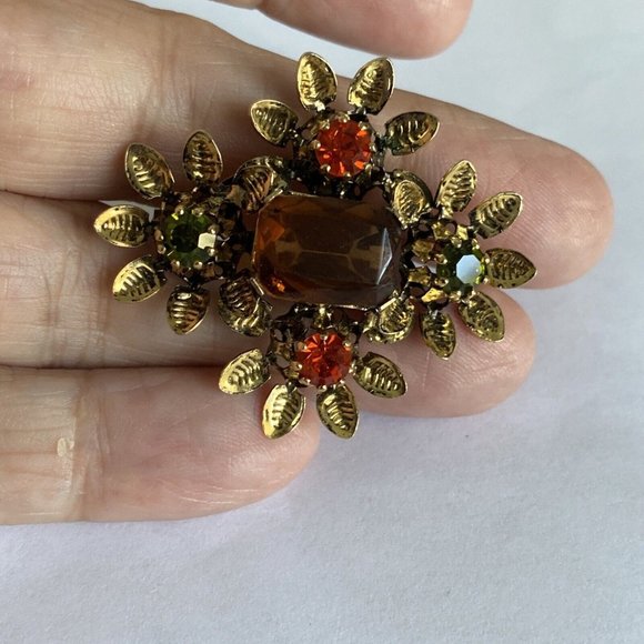 Vintage AMBER Peridot Red Rhinestone Pin Brooch Gold Tone Made AUSTRIA 1.5” - Picture 4 of 12